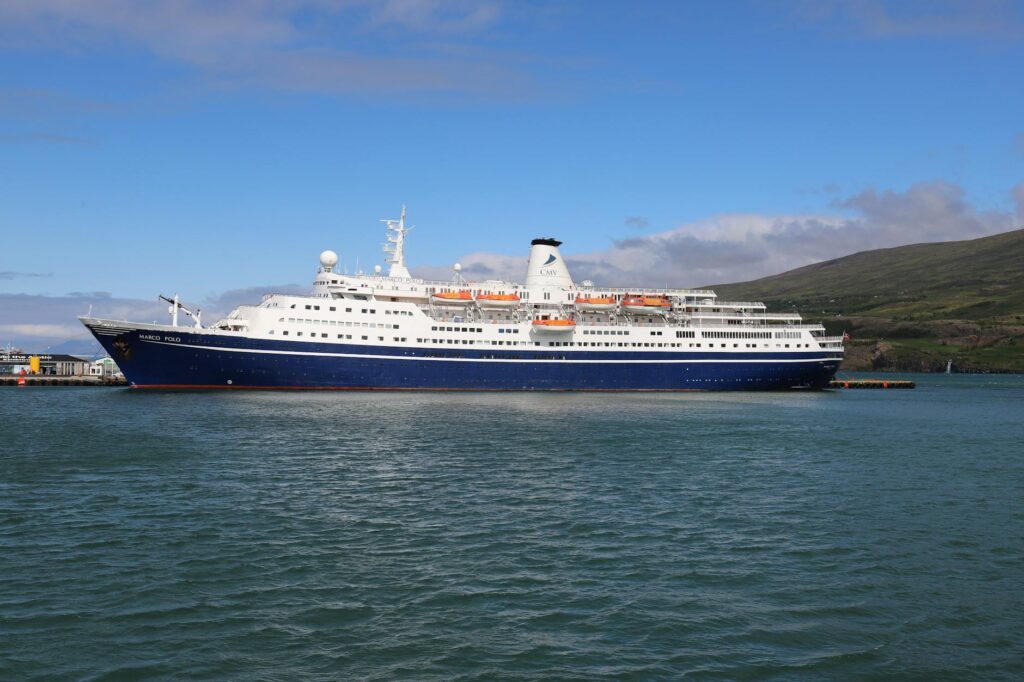 cruise ship scenic