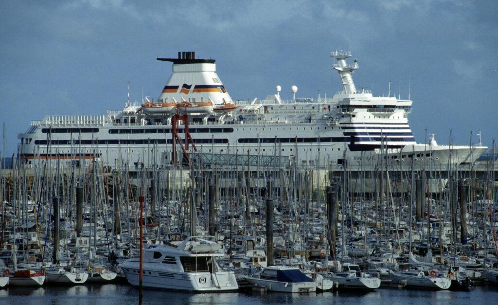 🚢 Transatlantique : Histoire, Navires et Traversées Légendaires
