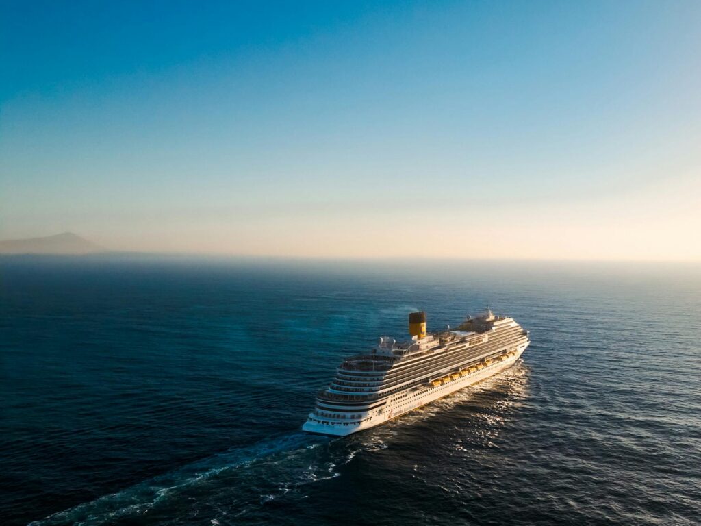 Première Croisière : Guide Complet pour Partir Sereinement